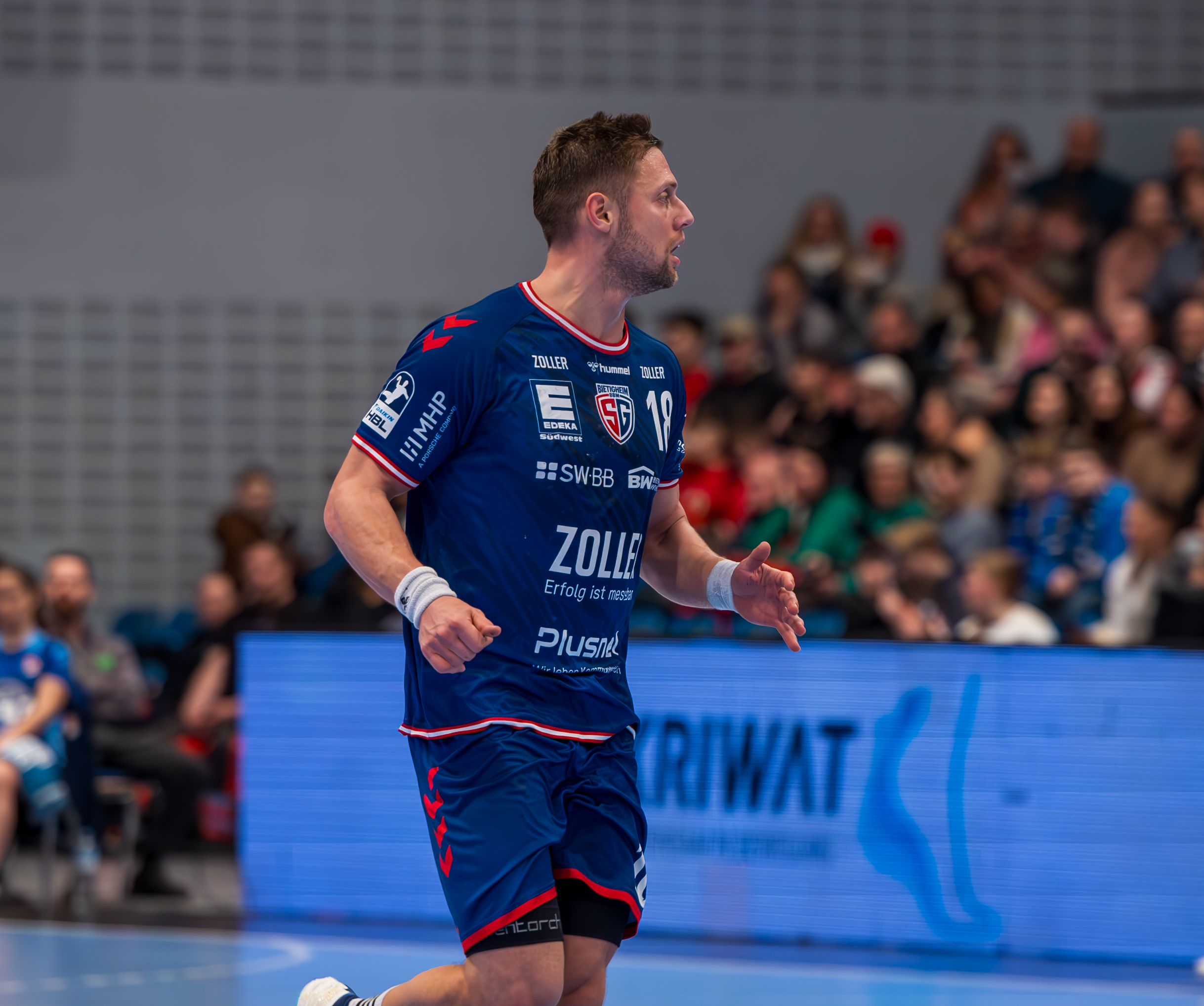 Handball Sport Verein Hamburg vs SG BBM Bietigheim