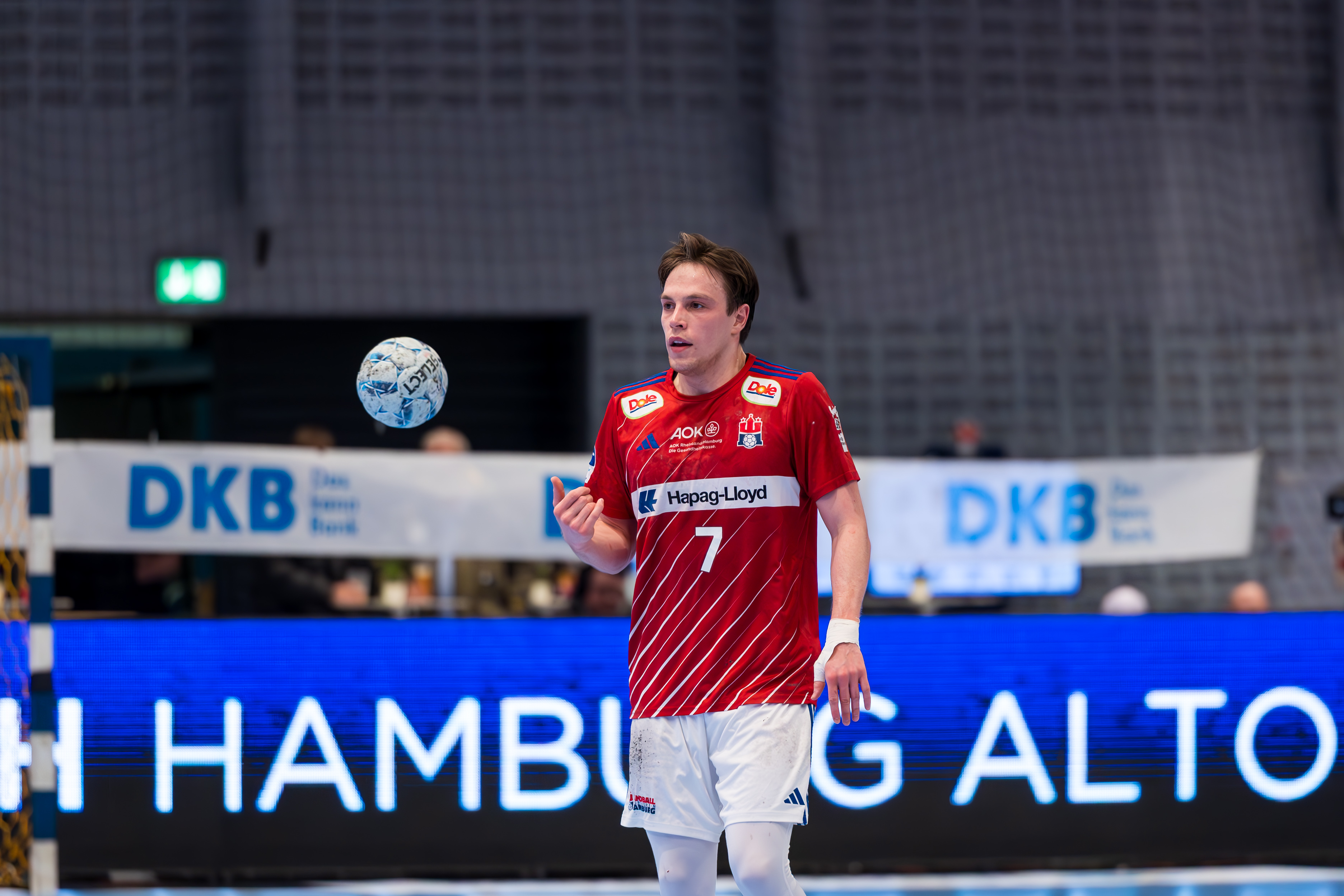 Handball Sport Verein Hamburg vs SG BBM Bietigheim