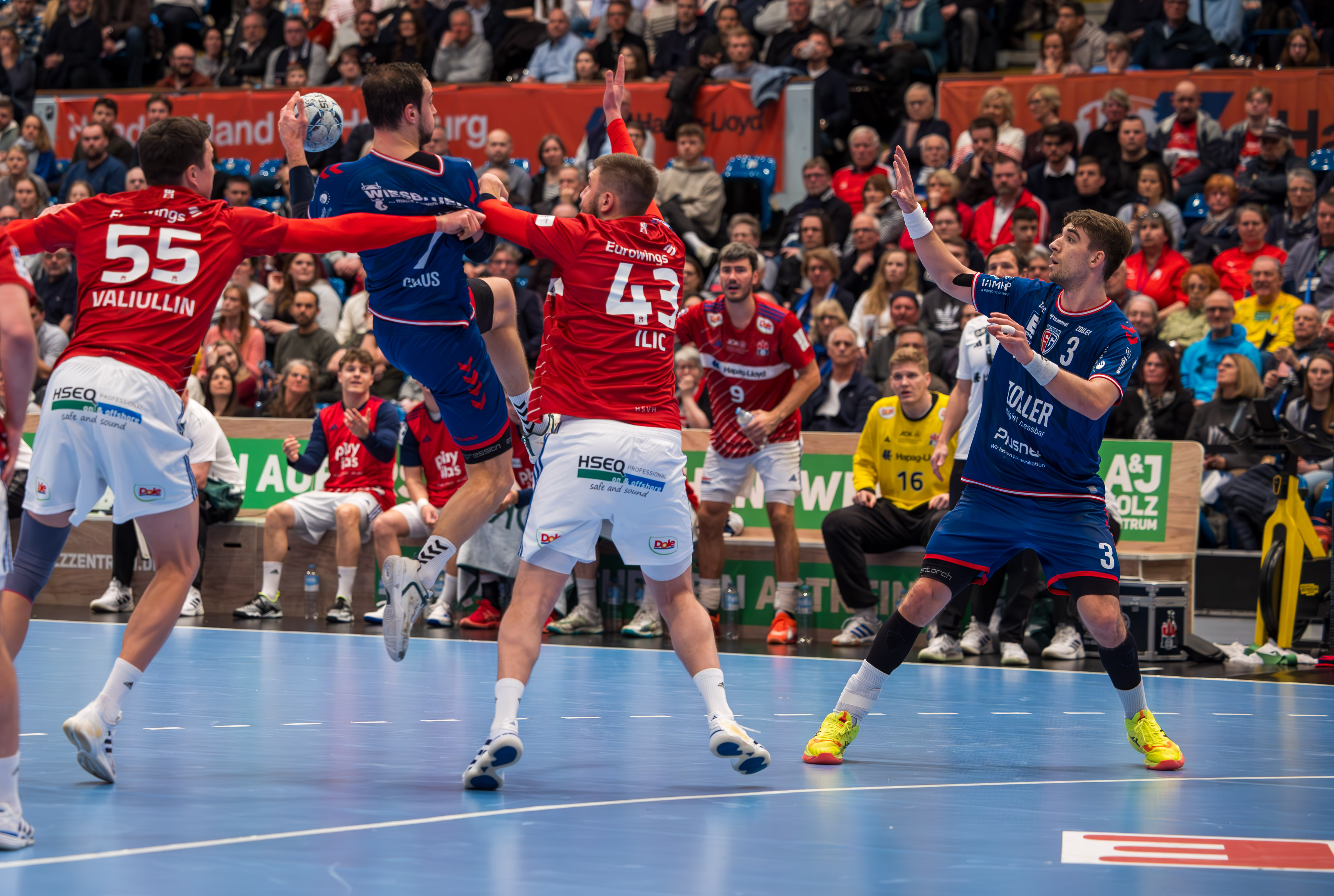 Handball Sport Verein Hamburg vs SG BBM Bietigheim