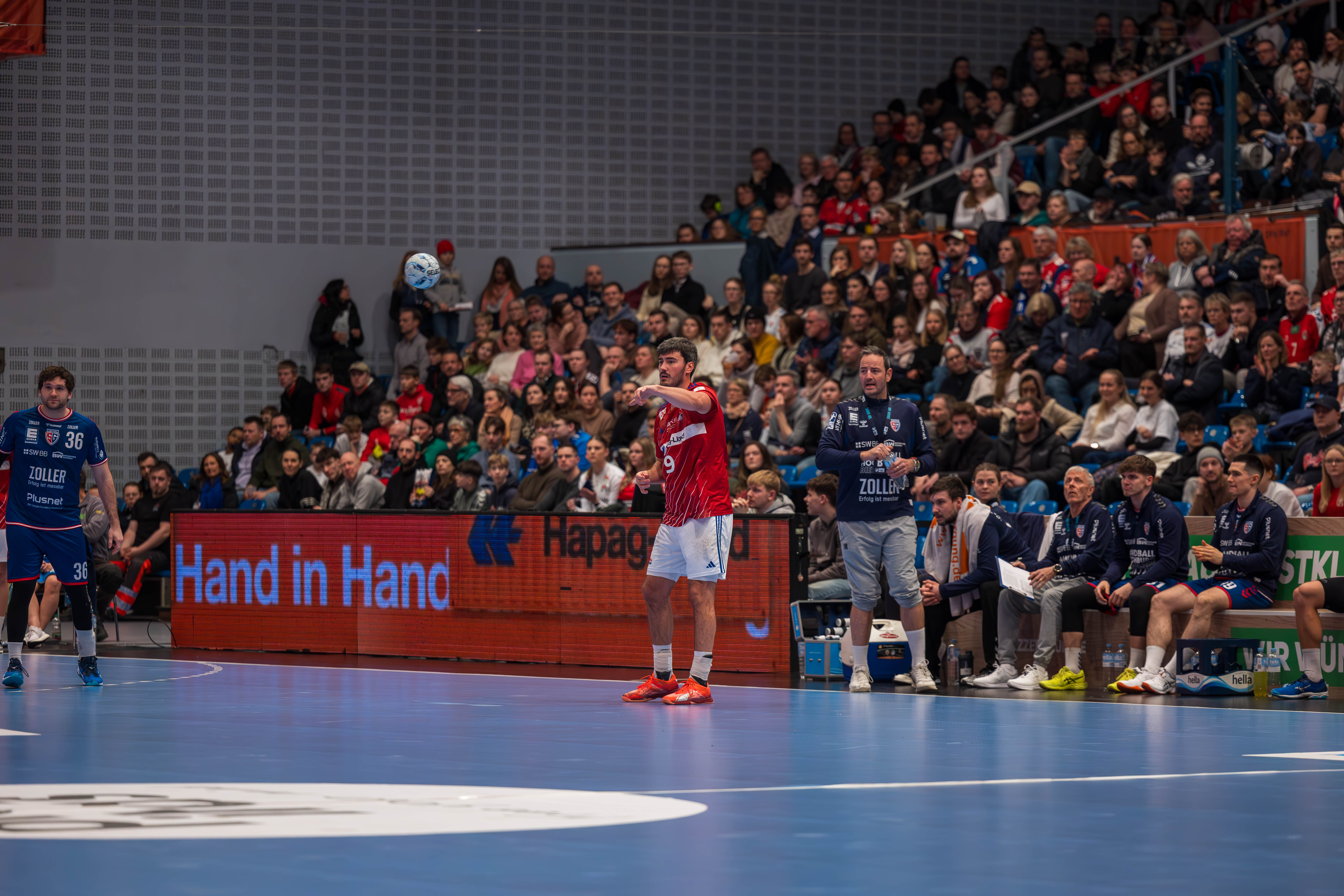 Handball Sport Verein Hamburg vs SG BBM Bietigheim