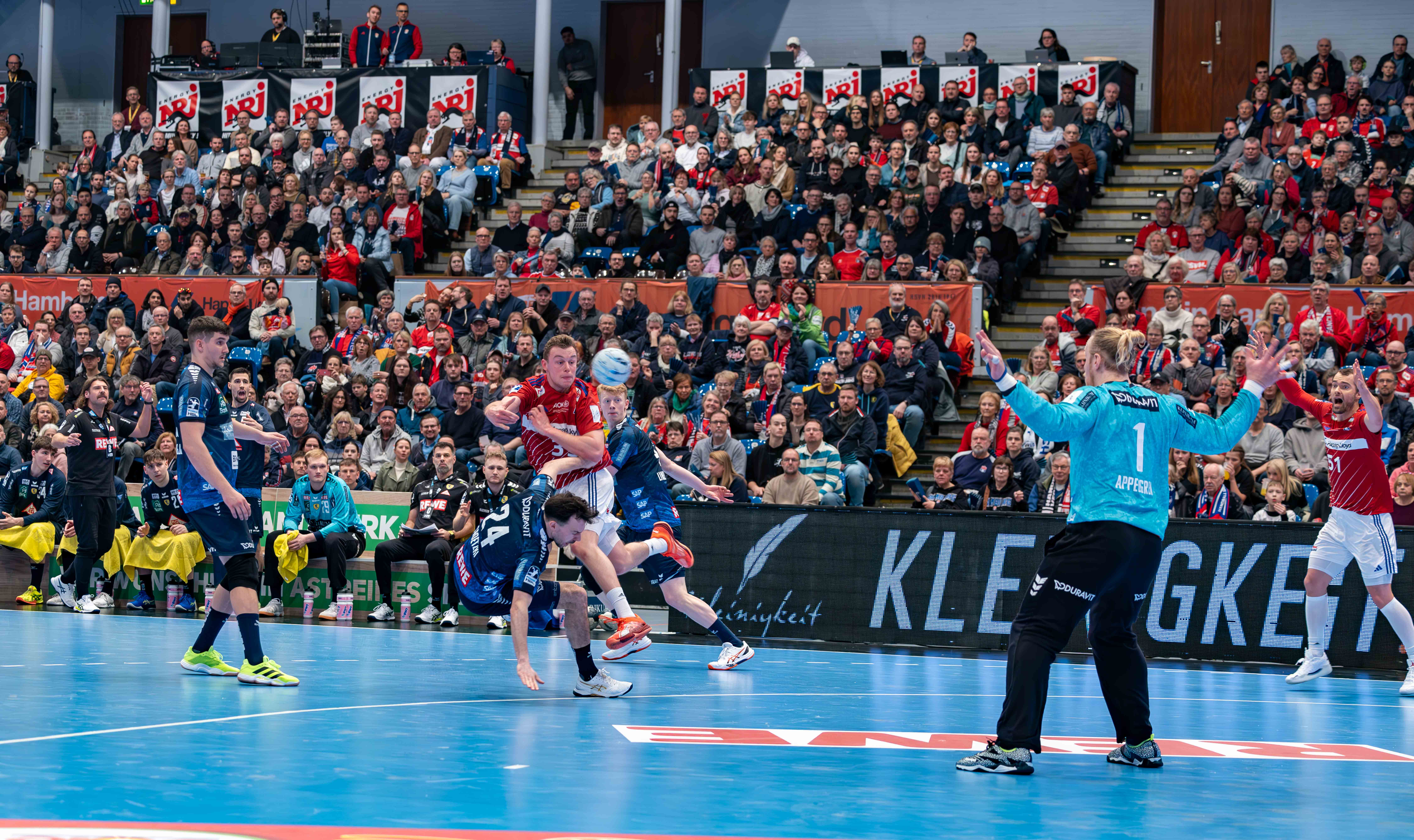 Handball Sport Verein Hamburg gegen Rhein-Neckar Löwen