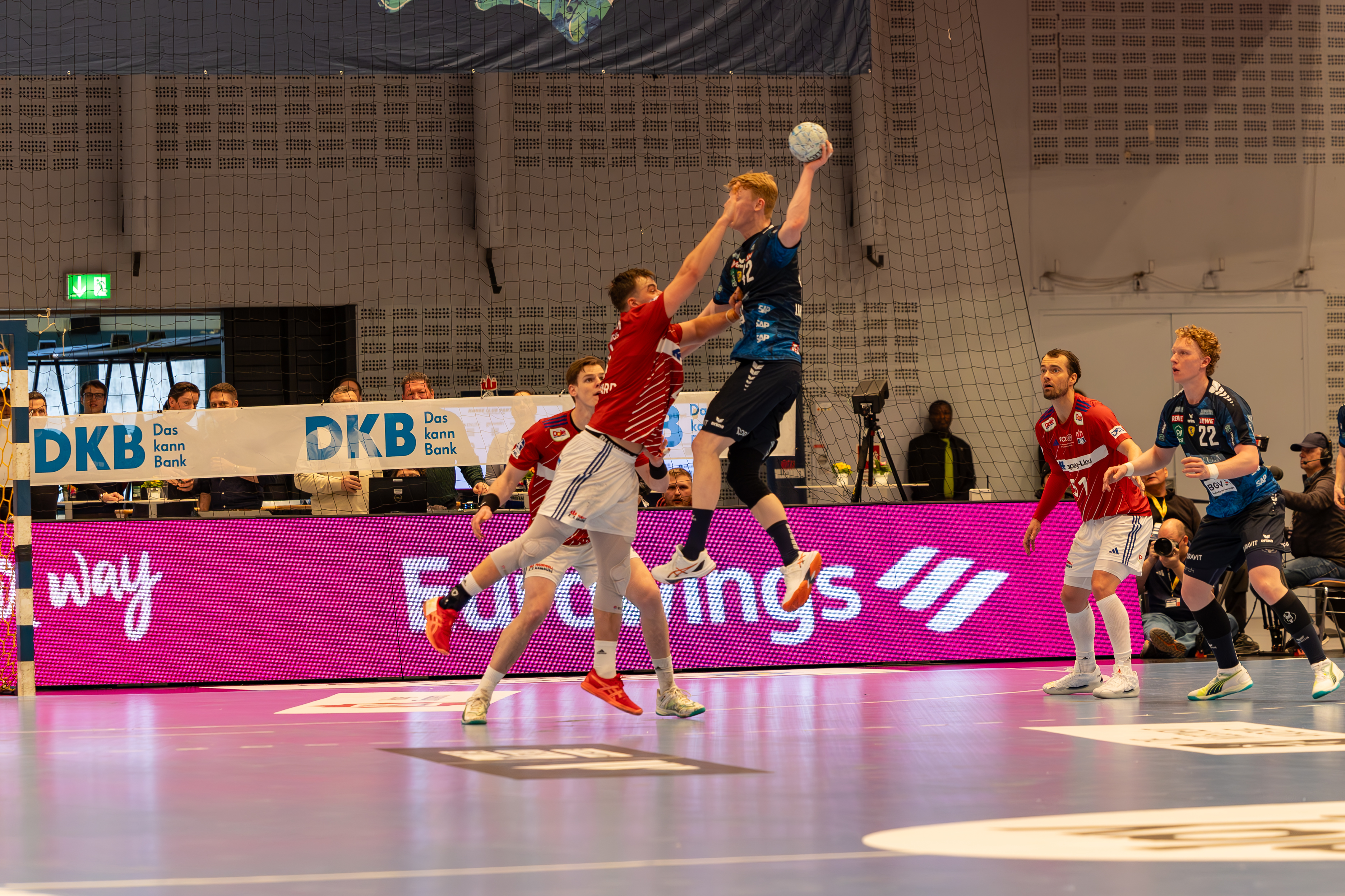 Handball Sport Verein Hamburg gegen Rhein-Neckar Löwen